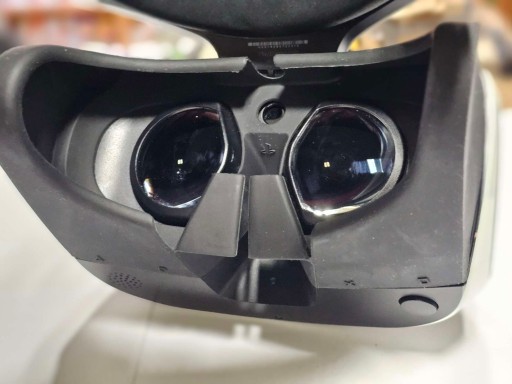 КОМПЛЕКТ GOGLE PLAYSTATION VR ДЛЯ PS4 + КАМЕРА V2 + 2 КОНТРОЛЛЕРА MOVE