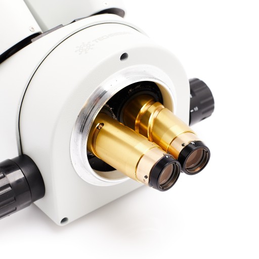 ТРИНОКУЛЯРНЫЙ МИКРОСКОП + ОБЪЕКТИВ 0,5X WD165MM