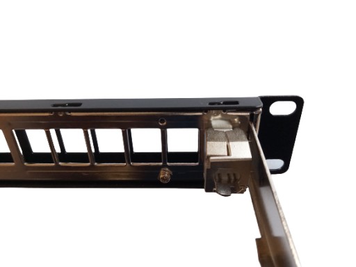 ALANTEC Patch panel 24 porty 1U modularny