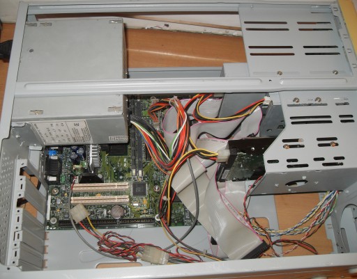 КОМПЬЮТЕР SMG CELERON 300 МГц 32 МБ 80 ГБ