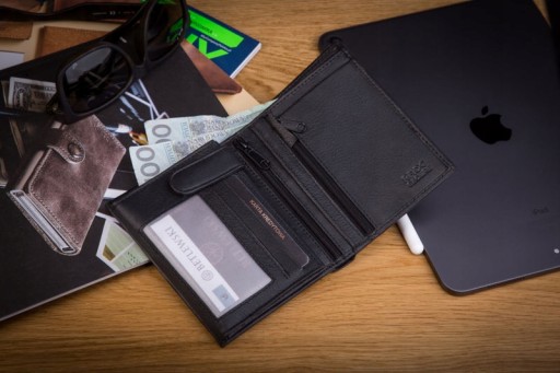МУЖСКОЙ КОЖАНЫЙ КОШЕЛЕК Betlewski черный большой кожаный RFID в подарочной упаковке