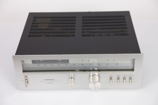Тюнер Pioneer TX-9800.