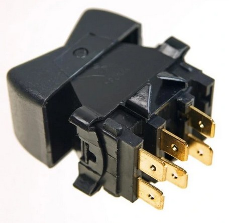 ВЫКЛЮЧАТЕЛЬ ДОРОЖНОГО СВЕТА МТЗ БЕЛАРУС 6PIN