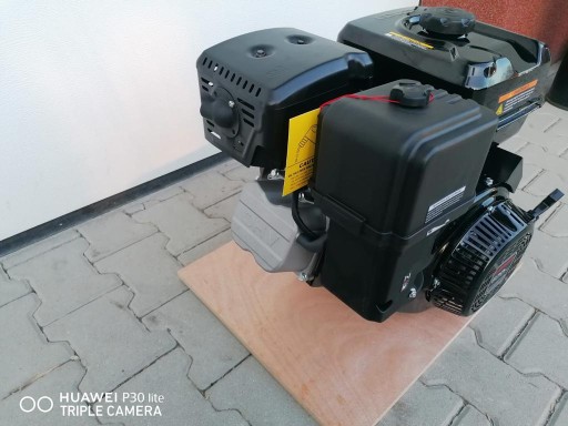 Двигатель Loncin мощностью 20 л.с. с электростартером. 25,4x72,2 мм