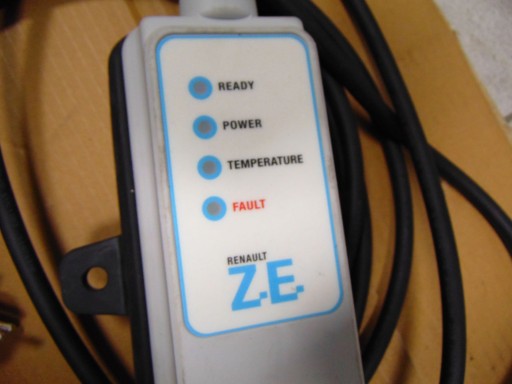 КАБЕЛЬ ЗАРЯДНОГО УСТРОЙСТВА RENAULT ZOE 296904511R