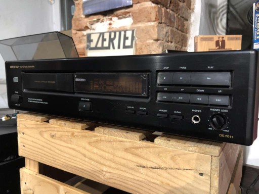 CD-ПЛЕЕР ONKYO DX-7011