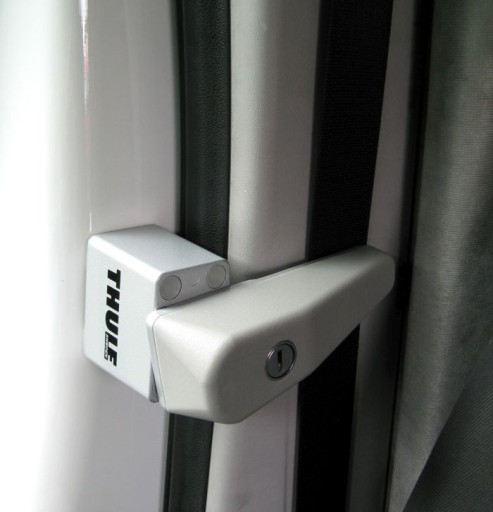 Fiat Ducato Cab Lock Thule W-wa защита двери кабины водителя