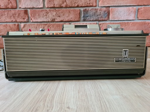 Видеомагнитофон UNITRA GRUNDIG ZK 140 T