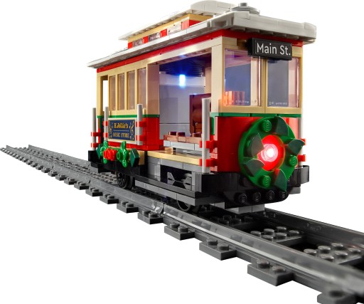 LEGO ICONS 10308: Рождественская главная улица