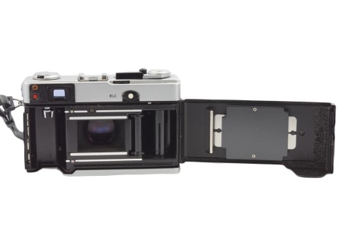 OLYMPUS 35 DC – идеален для фотографии