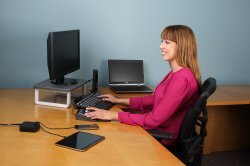 Подставка для монитора Kensington Plus SmartFit