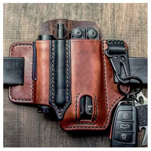 Мультитул в ножнах Red Pu Leatherman с ручкой