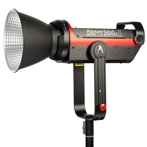 Светодиодная лампа Aputure Light Storm LS C300d II OUTLET