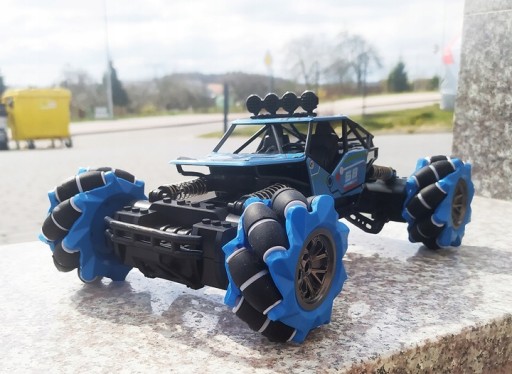 АВТОМОБИЛЬ TWISTER С ДИСТАНЦИОННЫМ УПРАВЛЕНИЕМ ЖЕСТАМИ СИНЯЯ РАДИОУПРАВЛЯЕМАЯ МАШИНКА 2в1 В ПОДАРОК