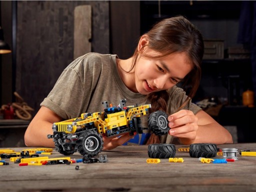 Lego Technic Jeep Wrangler 42122
