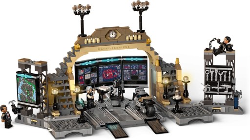 LEGO SUPER HEROES 76183 Дуэль в Бэт-пещере