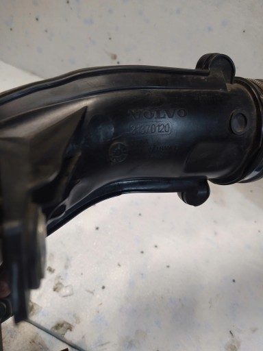 VOLVO RURA WĄŻ INTERCOOLERA 2.0d XC90 31370120