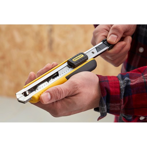НОЖ STANLEY FATMAX НОЖ С ЛОМАТЫМ ЛЕЗВИЕМ 18 мм 10-481