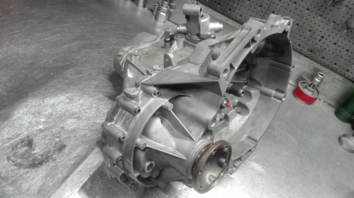 VW Seat Skoda Yeti Audi A3 1.2 1.4TSI LHY коробка передач