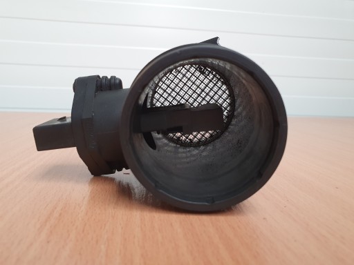 РАСХОД ВОЗДУХА 0281002216 VW PASSAT B5