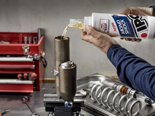 IPONE MONOSHOCK FLUID 3W МАСЛО ДЛЯ АМОРТИЗАТОРОВ 1л