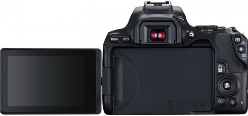 Зеркальная камера Canon EOS 250D + объектив IS STM 18–55 мм