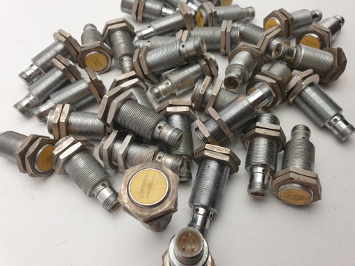 Датчик TURCK BI8U-M18-AP6X-H1141 ПНП НО М18 sn8mm