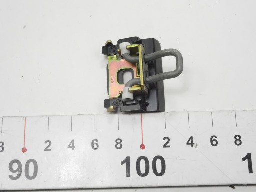 Болт замка крышки багажника Renault Clio II OE 7700423915