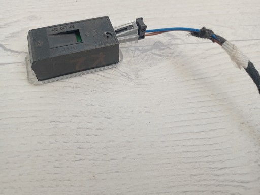 A4 B8 8K A5 8T A6 C7 4G LAMPKA OŚWIETLENIE KABINY WTYCZKA LED 4E0947415