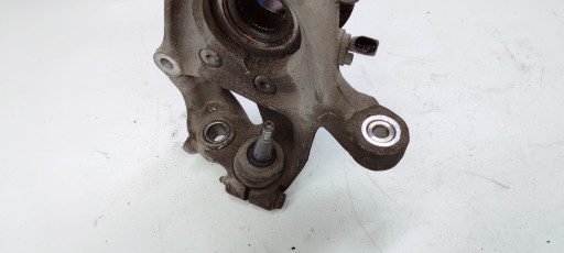Поворотный кулак ЛЕВЫЙ ПЕРЕДНИЙ AUDI A4 A6 A7 8K0407257AA