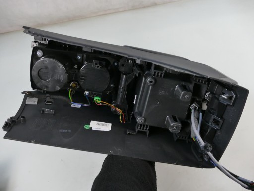 VOLVO XC60 I LIFT ПОДЛОКОТНИК ТУННЕЛЬНЫЙ ПОДСТАКАННИК