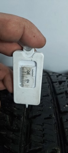 Зимняя шина Nokian WR SUV 3 215/60R17 100H XL
