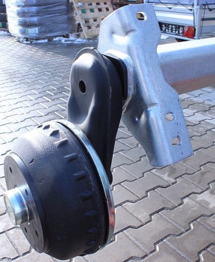 Oś hamowana AL-KO do przyczepy ciężkiej / lawety 1350kg 1510mm 1880mm 5x112