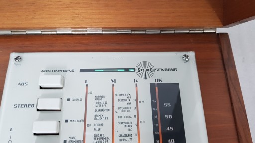 NORDMENDE PHONOSUPER 2004 РАДИО ПРОИГРЫВАТЕЛЬНЫЙ столик