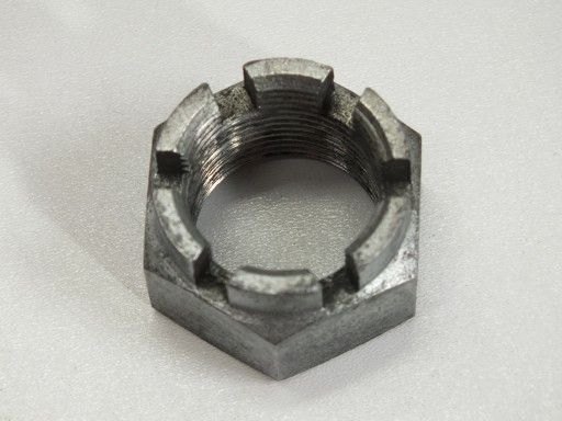 ГАЙКА КОЛЕСНОЙ ОСИ KAWASAKI ZX7R ZXR 750 1993-03