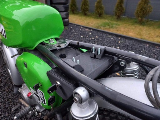 Пластиковый ящик для инструментов Simson s50 s51