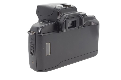 CANON EOS 700 – камера для любых погодных условий