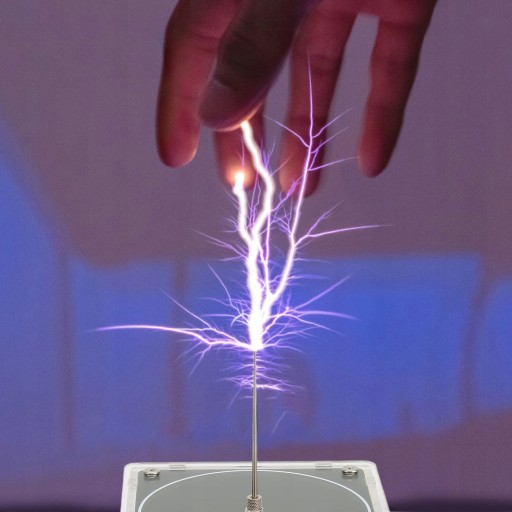 Музыкальная катушка Теслы Музыкальная катушка PalmLightnin
