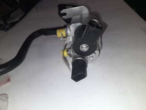 МОДУЛЬ КЛАПАНА РАСПРЕДЕЛИТЕЛЯ СПГ VW AUDI 5Q0906011