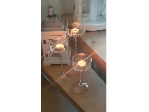 SZKLANY ŚWIECZNIK NA NÓŻCE nodze NA TEALIGHT 25 CM