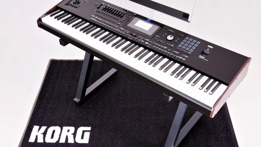 Профессиональный аранжировщик KORG PA5X 88 + чехол и оригинальный коврик