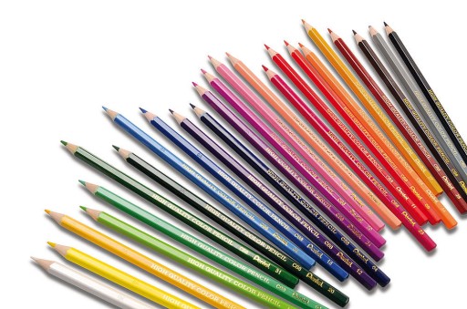 Набор для курса рисования мелками и карандашом Pentel.