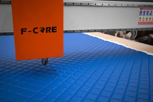 TIR RUGS IVECO HIWAWAY CULPRIT стеганая кожа