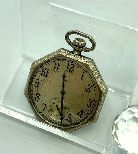 Старинные позолоченные карманные часы ELGIN.