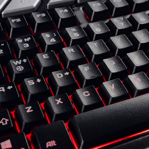ИГРОВАЯ КЛАВИАТУРА СО СВЕТОДИОДНОЙ ПОДСВЕТКОЙ ДЛЯ ГЕЙМЕРОВ