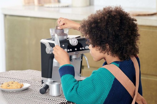 ИГРУШЕЧНАЯ КОФЕМАШИНА DELONGHI CASDON
