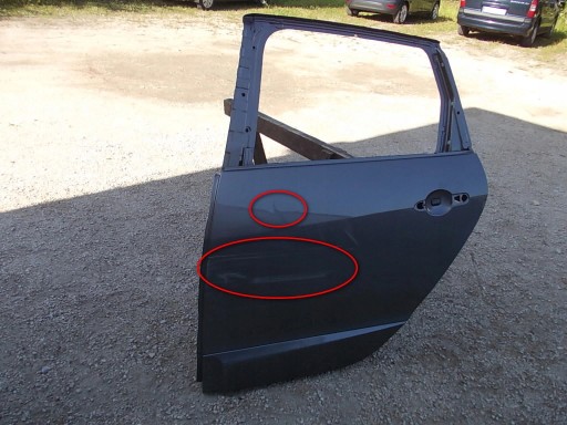 ДВЕРЬ ЗАДНЯЯ ЛЕВАЯ RENAULT SCENIC III 08