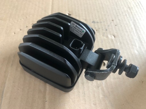 BOSCH OFFROAD 6 LED 28W рабочая галогенная лампа 0986310966