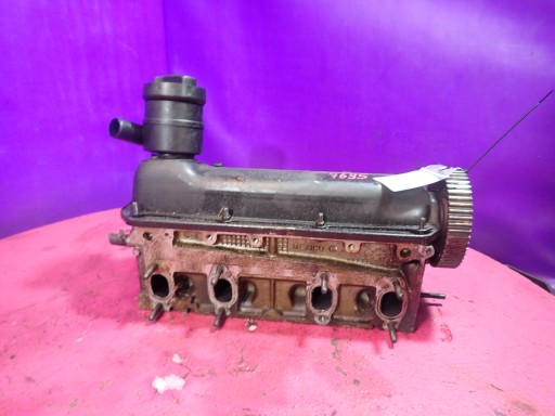 Audi A3 8L 1.6 8V AKL 101 км головка 06B103373A Крышка клапана