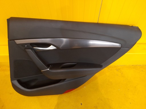 HYUNDAI i40 COMBI СИДЕНИЯ ПО бокам ТУННЕЛЬ